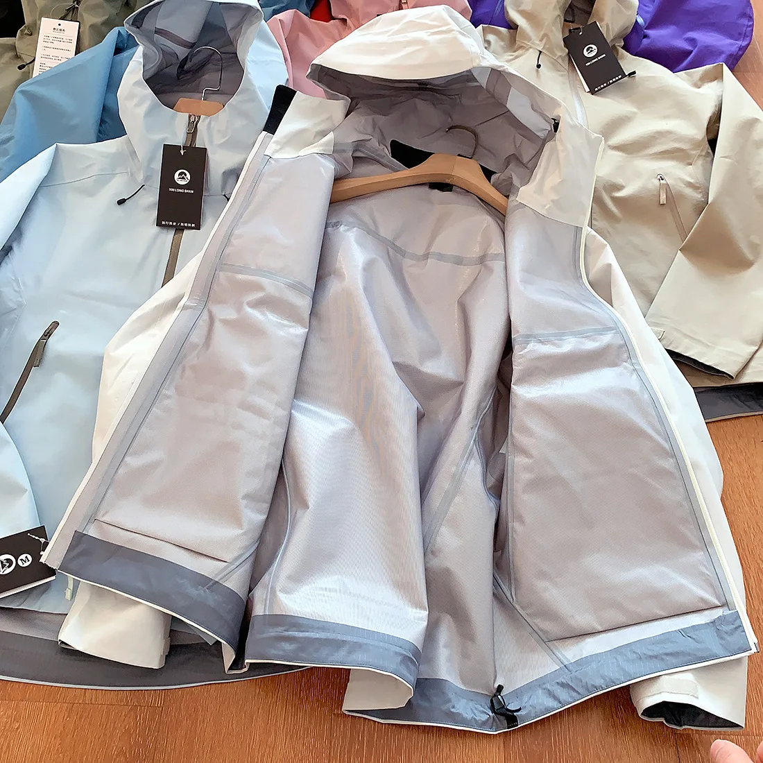 Мужская пуховая куртка для акт – обзор и цена Mountain Biking Jacket